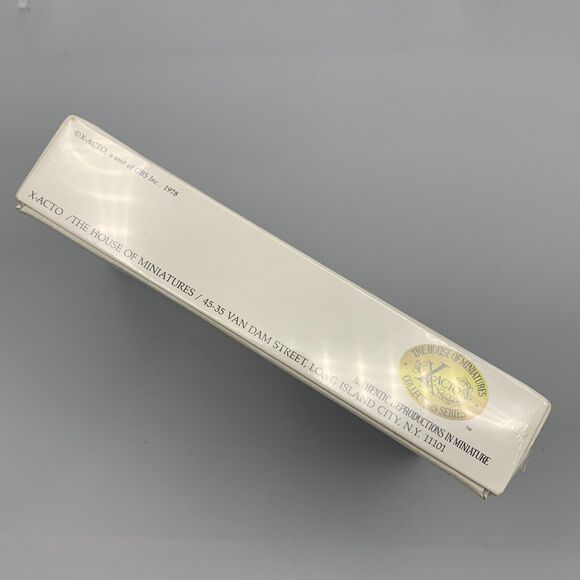 The House of Miniatures 1 Table Dollhouse Kit 40036 X-ACTO Sealed NOS Side Table - Picture 10 of 10